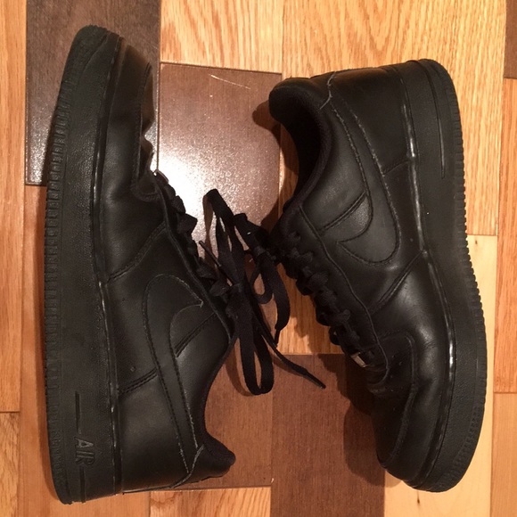 SOLD Nike Air Force 1 all black - Picture 4 of 4